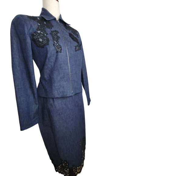 HOLT RENFREW Stretch Denim and Lace Jacket Size XS and Pencil Skirt Size 6 - Picture 3 of 13